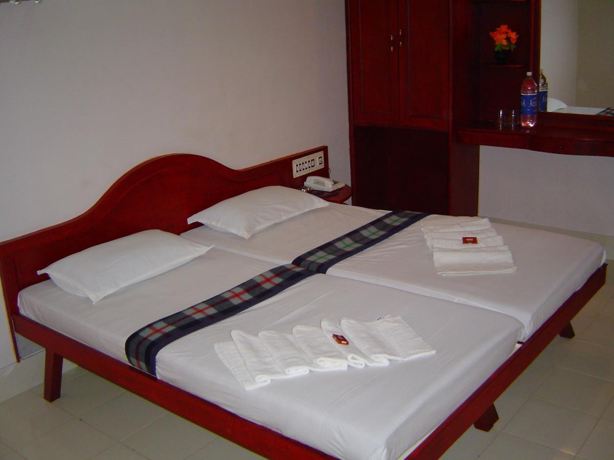 Hotel Yercaud International ภายนอก รูปภาพ